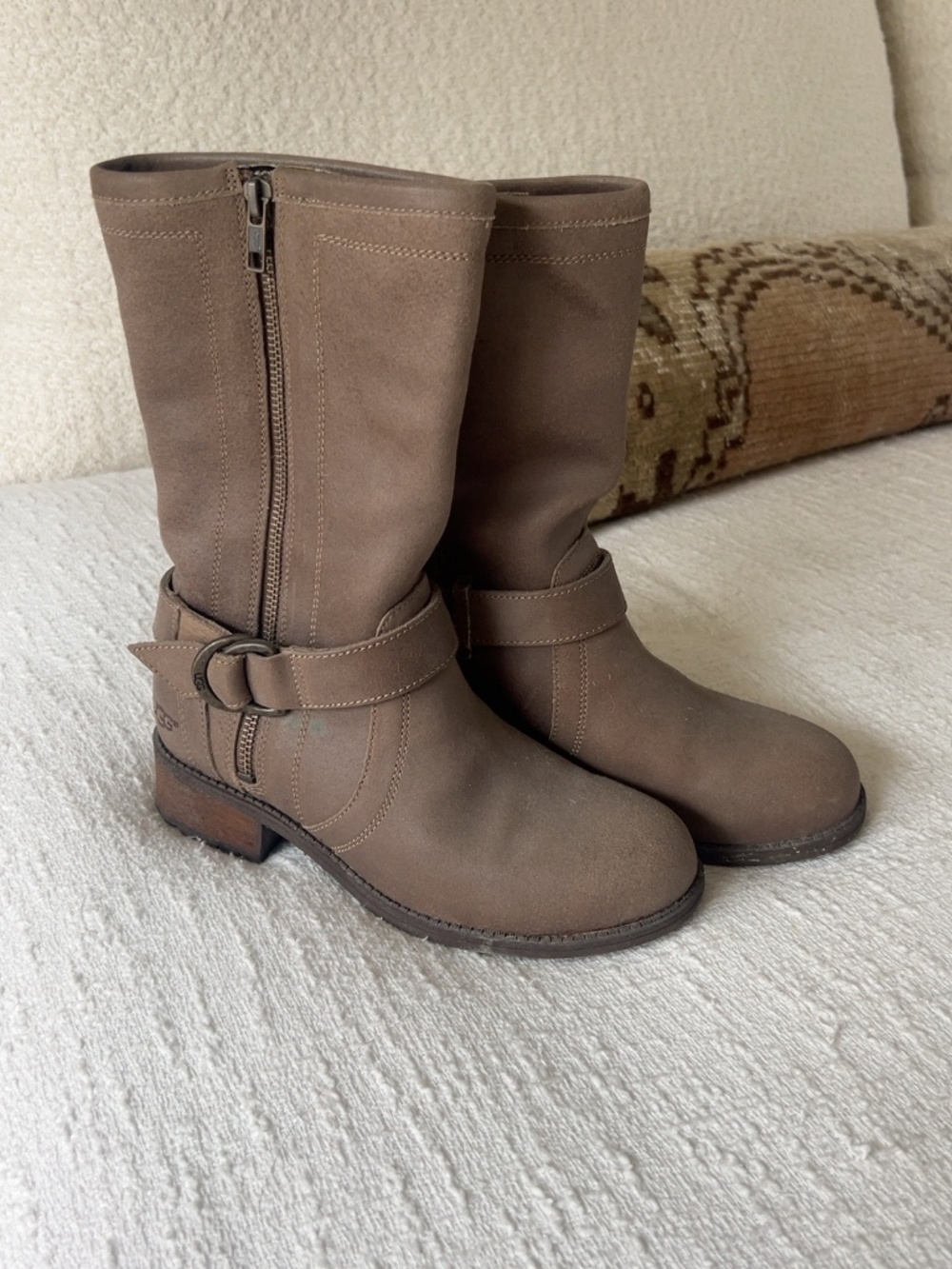 UGG Silva Fawn Suede Moto Boots Snake Zip Women’s Size 6